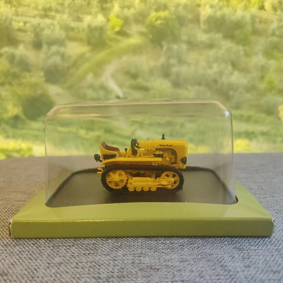 Hachette 1/43 Lamborghini DL30C Tractor 1957 - Image 3 of 4