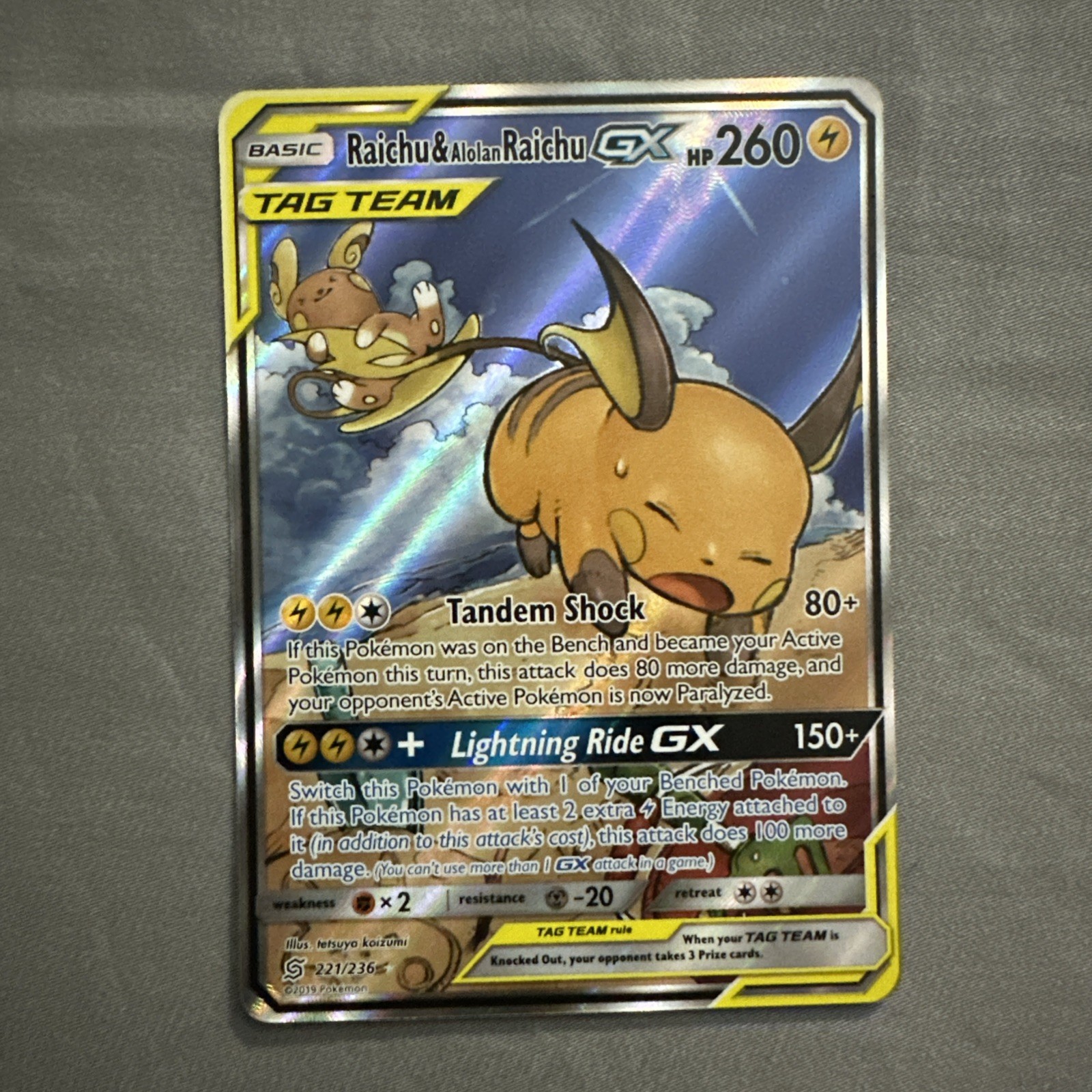 Raichu & Alolan Raichu GX (Alternate Full Art) 221/236 SM - Unified Minds NM