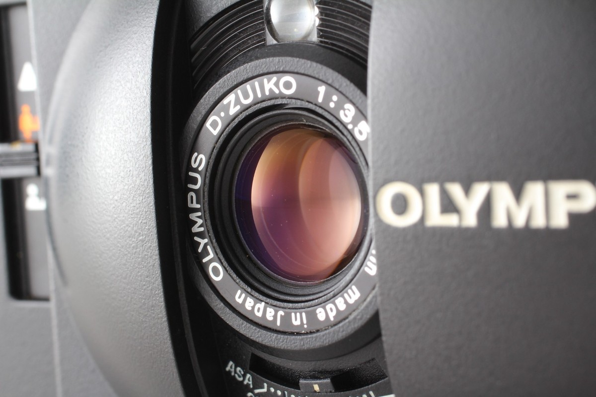 New Seal [MINT] Olympus Xa2 Point & Shoot 35mm Film Camera W