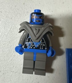 LEGO - (6907) Insectoids - SONIC STINGER- incomplete w/minifigure and manual