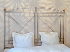 Zeitloses Eisenbett des italienischen Möbelherstellers Marktex, 180 x 200 cm