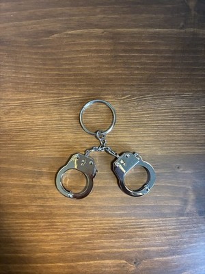 Supreme Handcuff Keychain – Brand New! | eBay