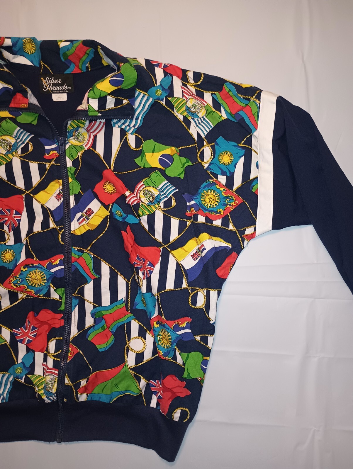 Vintage Silver Threads Multi Flags lightweight Ja… - image 8