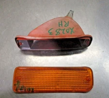 1996-1998 4 RUNNER Passenger Side Right Front Signal Lamp OEM P/N-8151035120