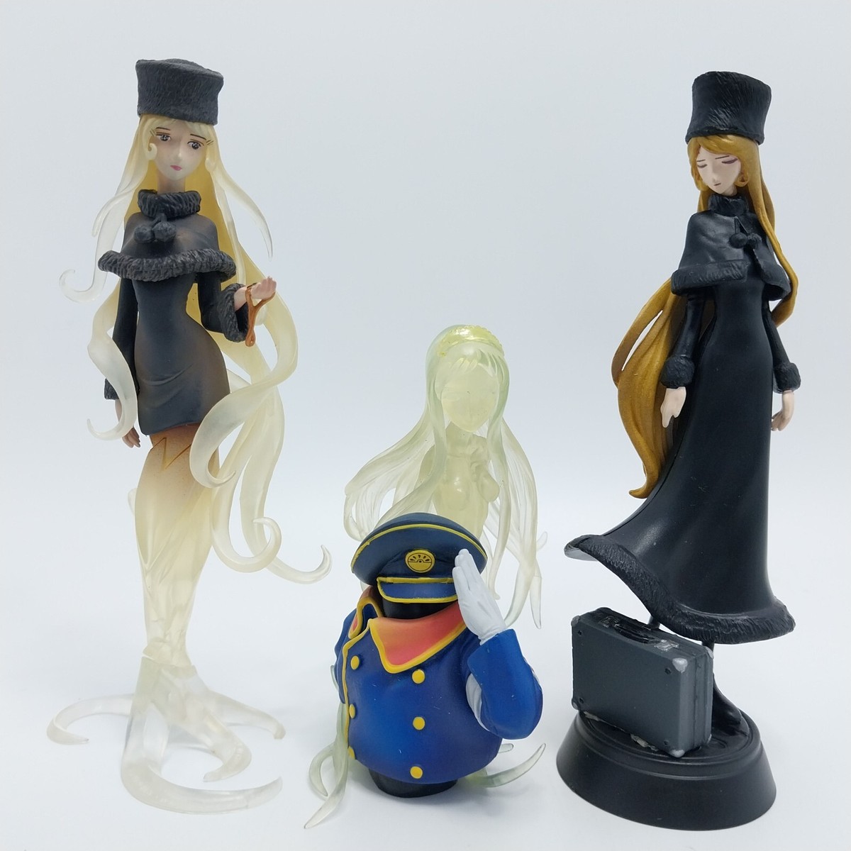 Galaxy Express 999 Figure Maetel Neo Color Ver. & Train Conductor