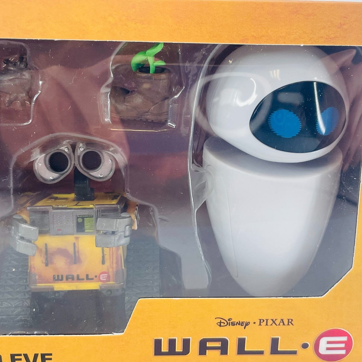 NEW Wall-E And Eve Mini Robot Movable Action Figure Party Toys