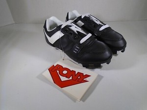 pony soccer shoes