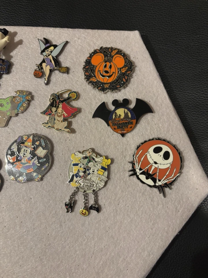 Lote de Pins Disney Halloween - Mickey, Jack, Abóbora, Sininho, Yoda, Ichabod - Imagem 3 de 4