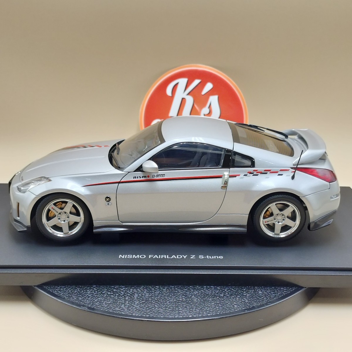 Nissan Nismo Gt Spirit Nissan 370z Diecast Model AUTOart 1/18