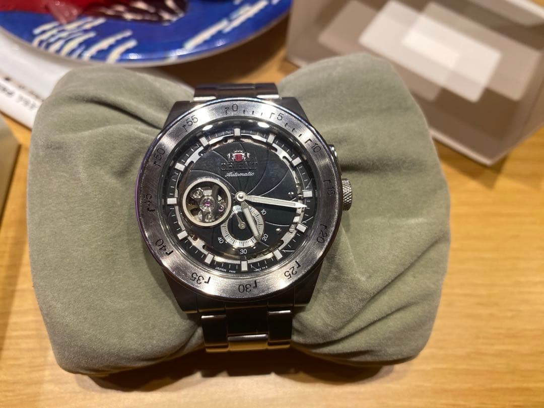 Orient Retro Future Camera Rn-Ar0201B Black