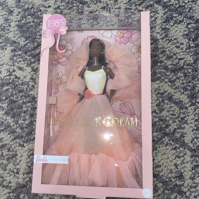 Barbie Signature Peaches ‘n Cream Barbie Doll 1985 Reproduction 2025 Brand New