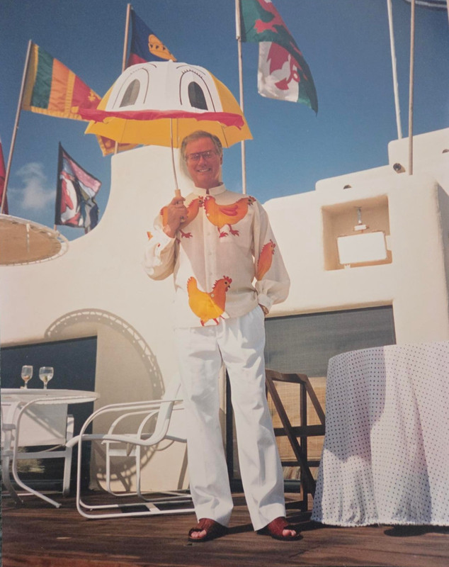 8x10 VINTAGE COLOR PHOTO DALLAS LARRY HAGMAN TV ICON AT HOME MALIBU
