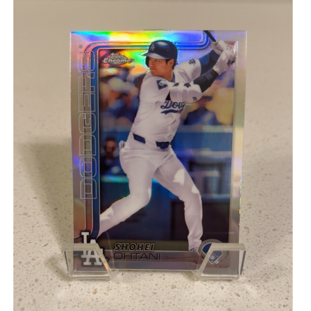 Topps 2025 Chrome Refractor Shohei Ohtani Los Angeles Dodgers #1