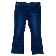 LEVI SIGNATURE Dark Wash Mid Rise Bootcut Jean Size 22M