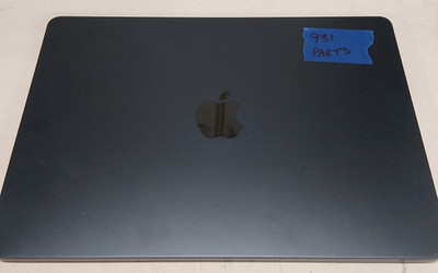 Apple MacBook Air  A3113 13'' Cracked Screen/Will Not Boot/For Parts/Repair #931