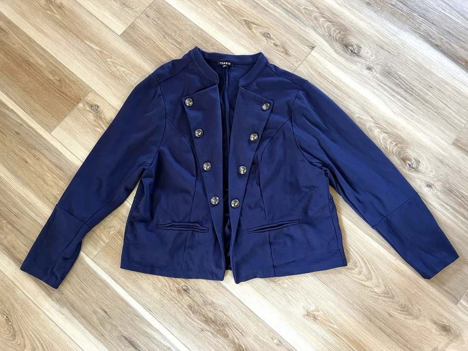 Torrid 4 Stretch Blazer Jacket Open Front Military 6 Button Cardigan Navy 4X - Image 2 of 4