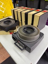 Vintage Kodak Carousel 600 Projector  Carousel Transvue Slide Tray 80 7 boxes 