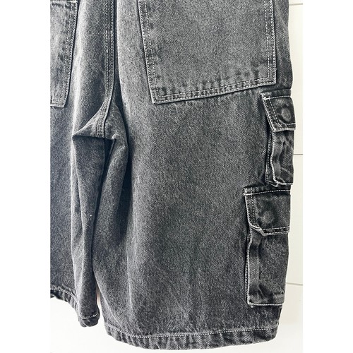 Empyre Sydney Bold Black Wash Cargo Shorts Loose; Relaxed Fit Size 4 - Picture 6 of 17