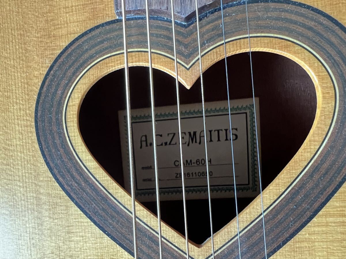 Super Rare Zemaitis CAM-60H Heart-shaped Sound Hole Rare Parlor