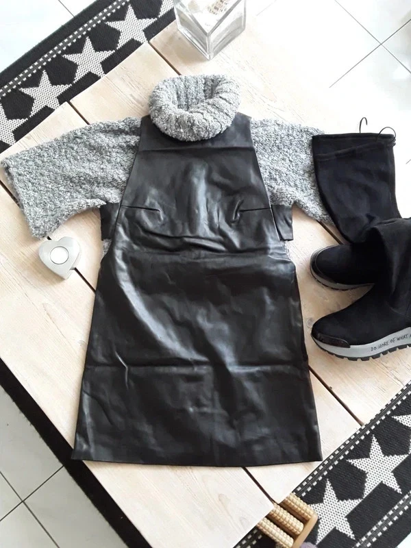 Belle mini robe simili cuir noir taille M forever 21 neuve - Photo 3/4