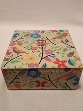 COLLECTIBLE BIRD AND FLORAL SQUARE BEVELED EDGES GLASS TRINKET JEWELRY BOX KNOB