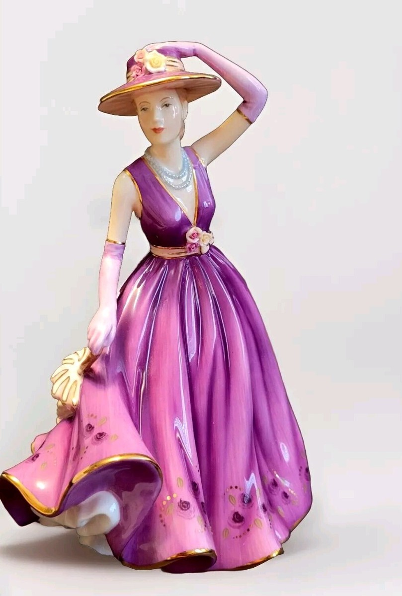Royal Doulton Pretty Ladies FOY 2011 EMMA. HN 5426. Box, COA