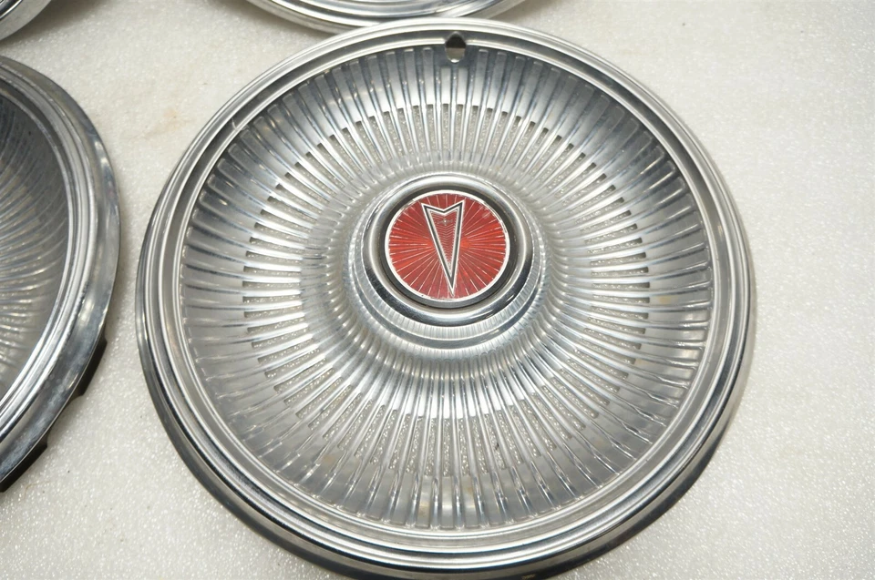 Pontiac Lemans Grand Am 1978 1979 cubiertas de rueda 14"/RC9/ Foto 2 de 4