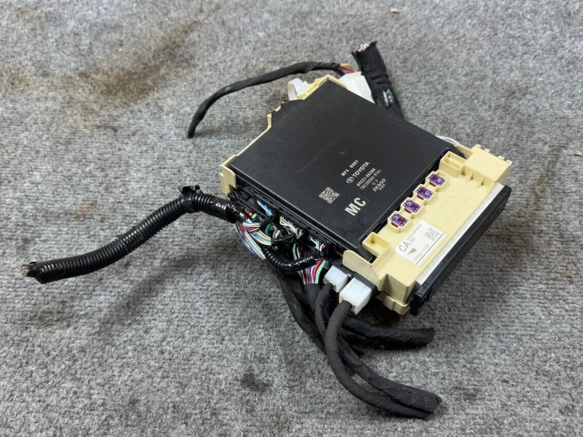 maiu① FOX HEAD PATCH REGULAR SWEATSHIRT | Maison Kitsuné