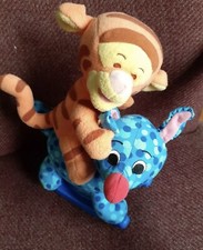 Fisher Price DISNEY BABY Ride Along TIGGER Toy Plush Doll Music Crawling
