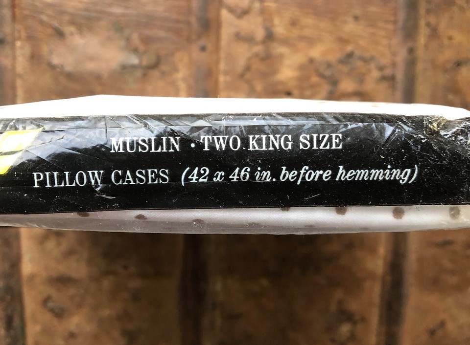 Vintage Fieldcrest King Size Pillowcases Polka Dot Flower Brown Mid