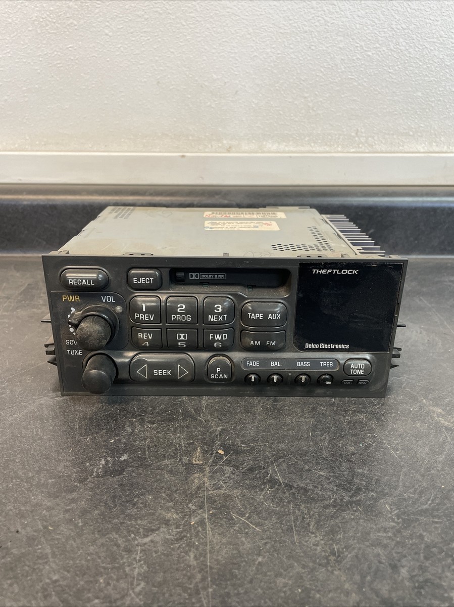 1995-2002 GMC Chevy Truck Van GM Delco Radio AM FM Cassette Player