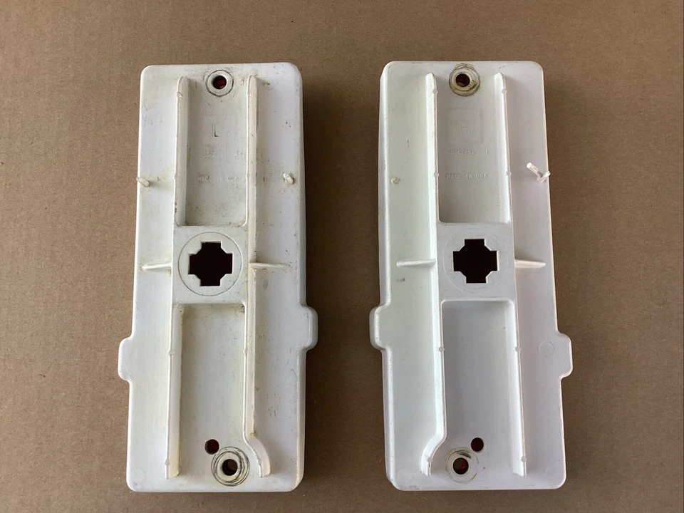 Левый и правый задний габаритный фонарь в сборе для Chevrolet Chevelle 1970-1972 годов выпуска - Изображение 2 из 4