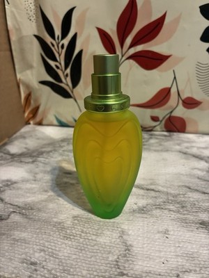escada lily chic 1 Fl. oz France edt toilette RARE HTF gorgeous vintage