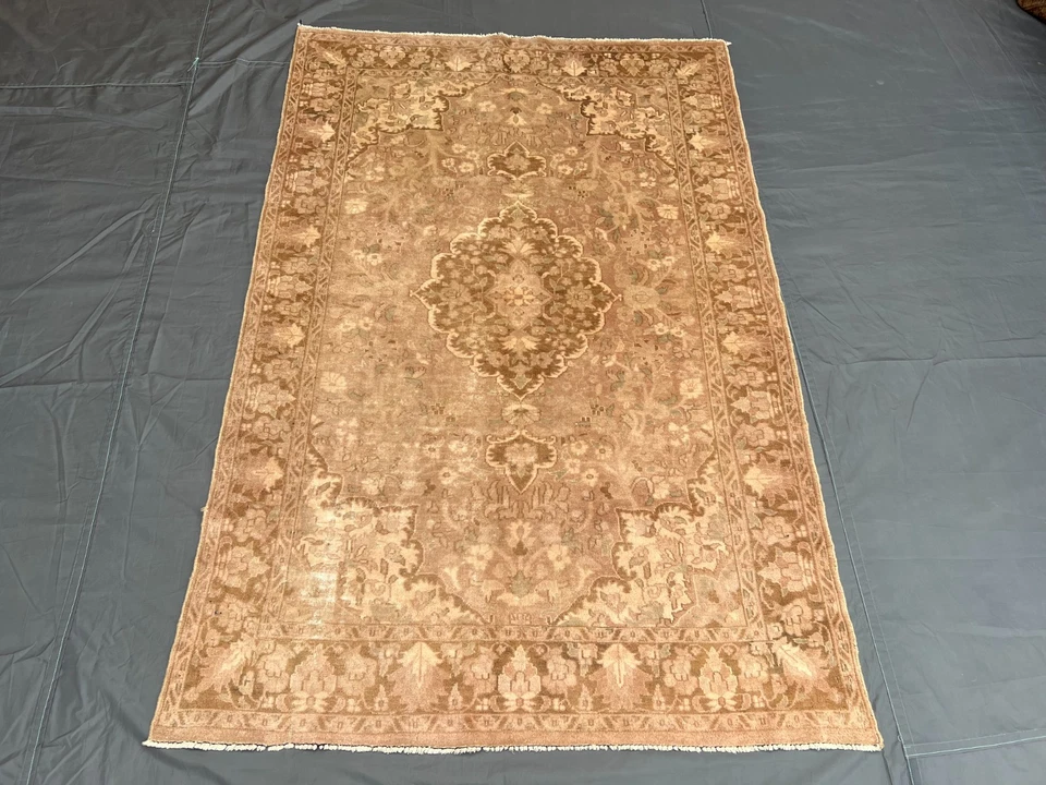 3x6 Faded Afghan Chobi Rug – Soft Brown & Taupe Floral Medallion – Distressed - Image 4 of 4