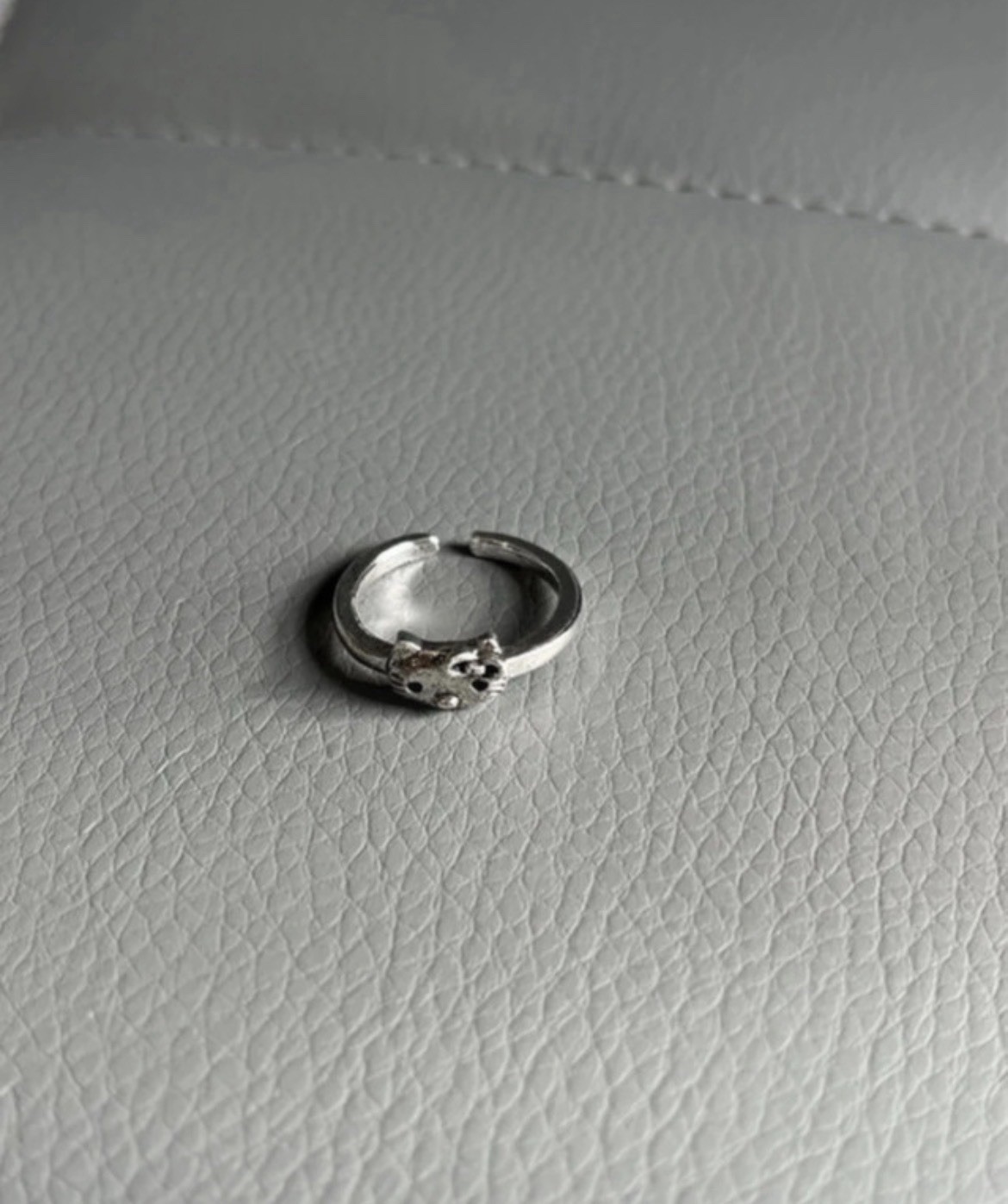 Hello Kitty Silver Ring