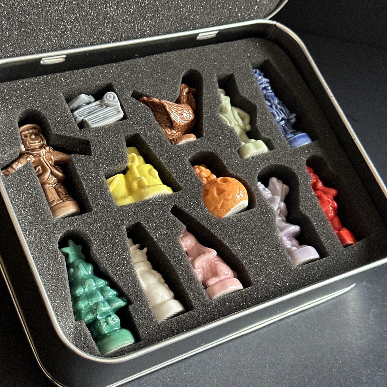 Calendar Month Wade Whimsies Porcelain Figurine Set 12 Origi