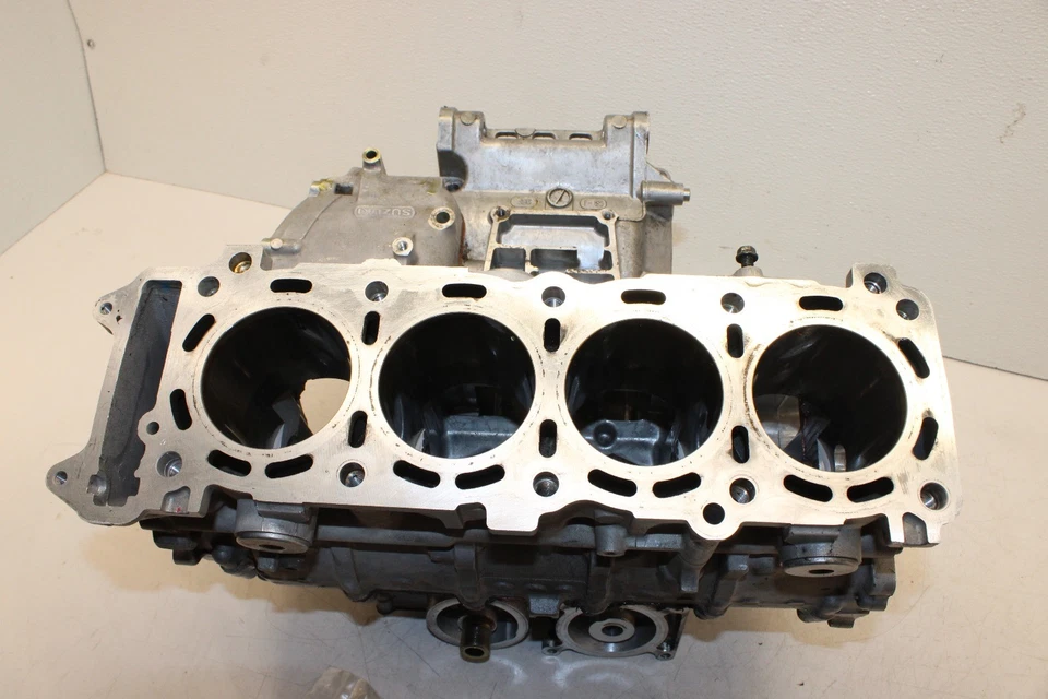 01-03 SUZUKI GSXR 600 MOTOR CÁRTER CÁRTER CÁRTER BLOQUE Foto 3 de 4