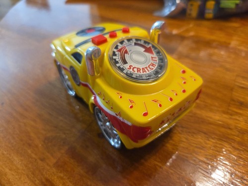 Toy State Road Rippers Scratch It Truck Funky Town Sounds/Lights - Picture 8 of 11