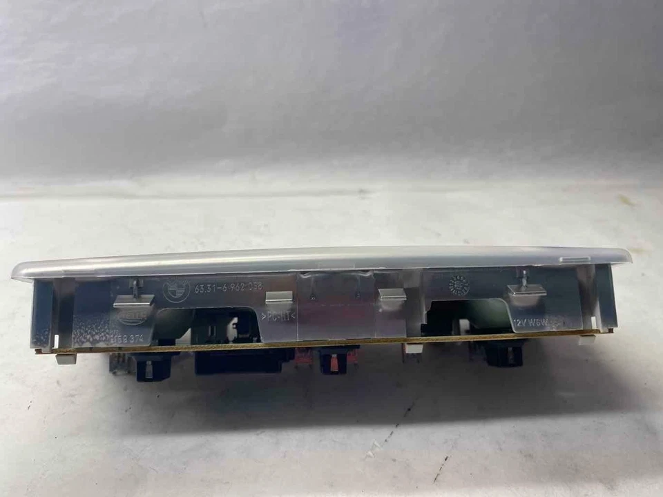 2008 BMW 528I Front Overhead Roof Ceiling Dome Map Light Lamp Interior G - Imagem 4 de 4