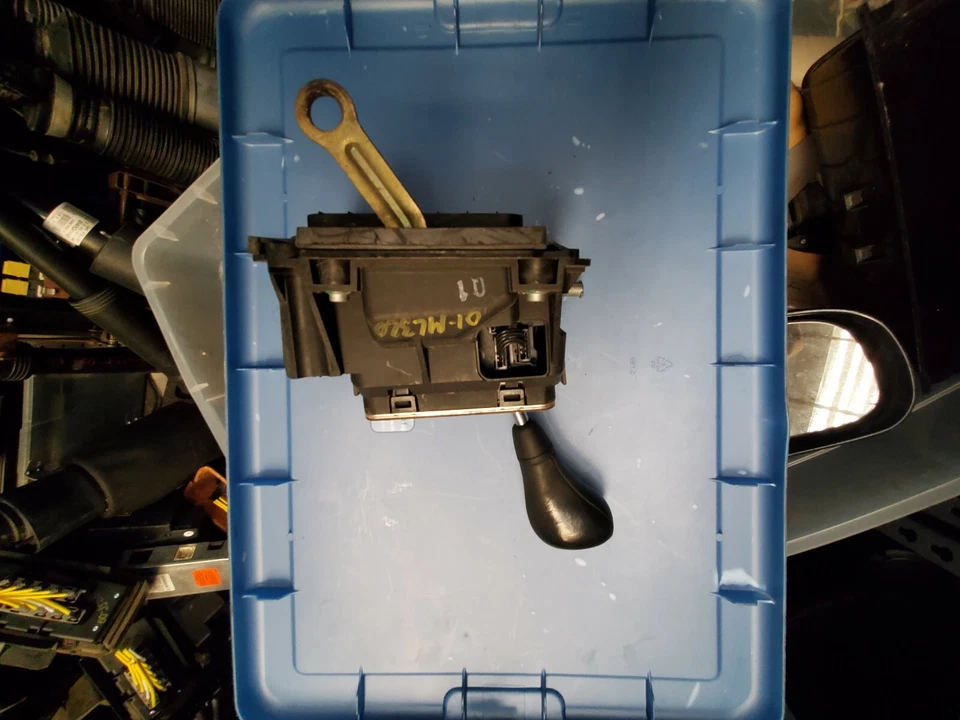 MERCEDES-BENZ ML320 ML430 W163 1998 1999 2000 2001 2002 PALANCA DE CAMBIOS Foto 2 de 3