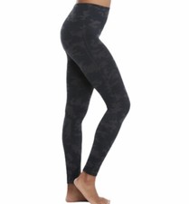 SPANX Look At Me Now Seamless Leggings In Black Camo SZ S EUC