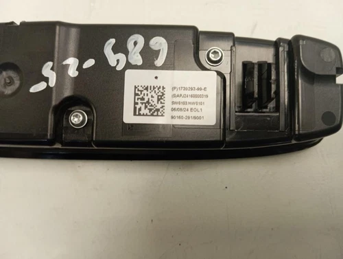 173929399E Warning per TESLA MODEL 3 BASIS RWD 2024 7075641 - Imagen 4 de 10