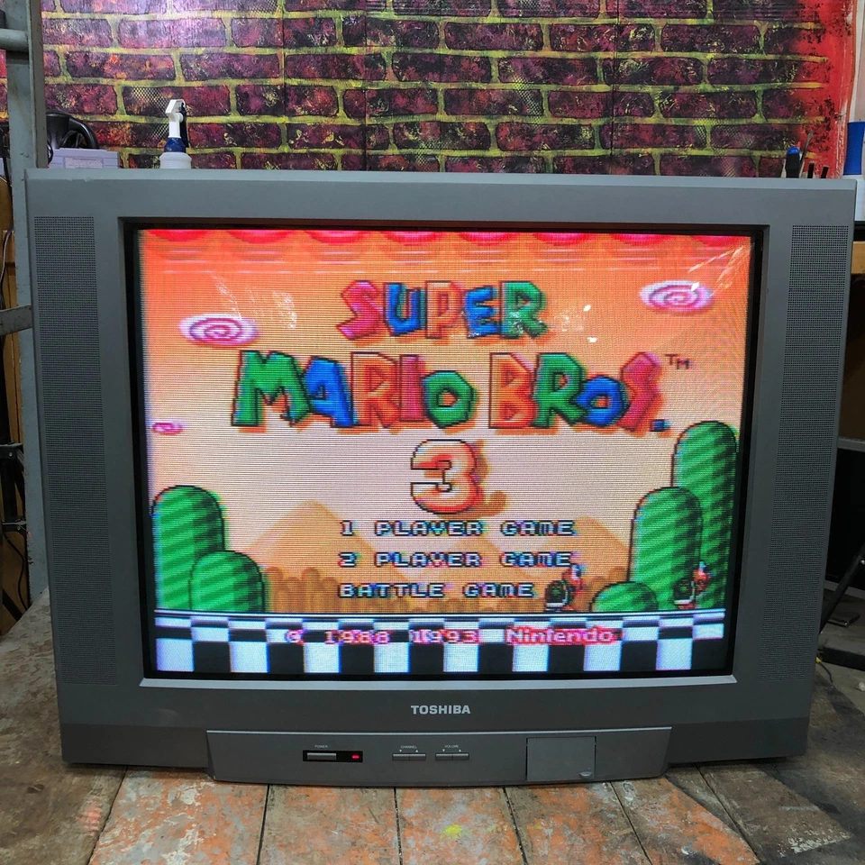 Toshiba 27A43 CRT 27" Pantalla Curva CRT TV con Componente S-VIDEO para Juegos Retro Foto 2 de 4