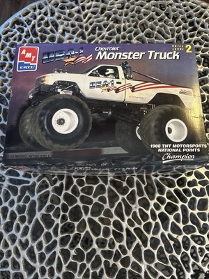 Vintage 1990 AMT ERTL USA-1 Chevrolet Monster Truck 1/25 Model Kit Ungebaut