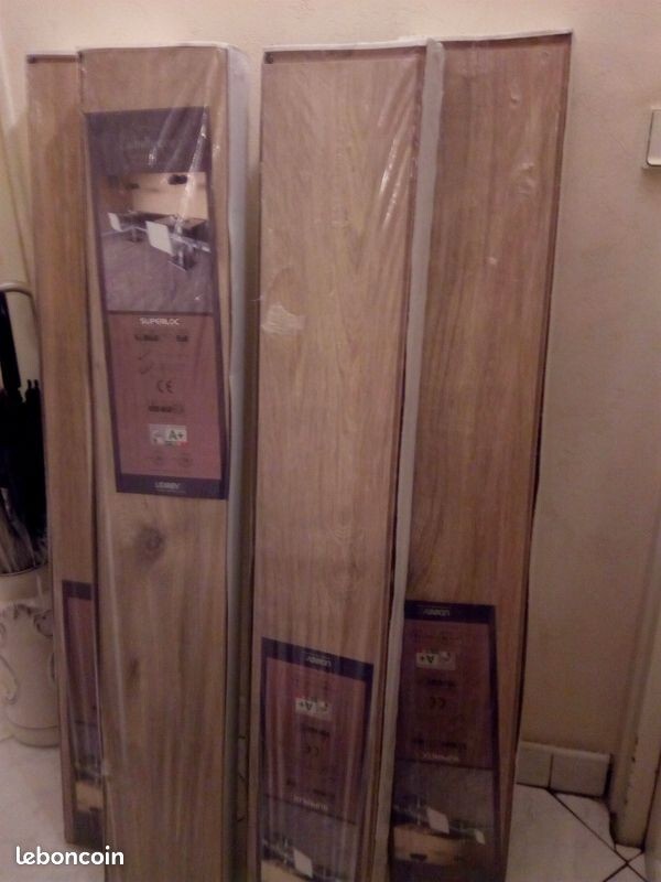 Parquet chêne véritable style printemps boiserie haut de gamme 14mm