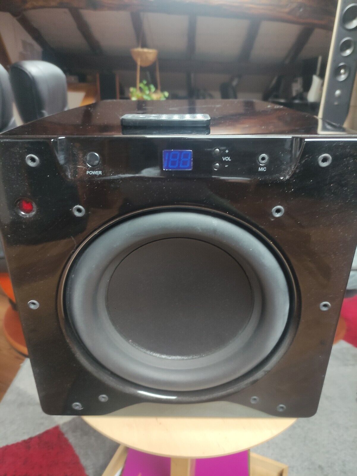 Foto 1 di 3