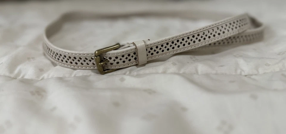 J. "Cinturón de mujer Crew beige imitación cuero grande 40,5""" Foto 3 de 4