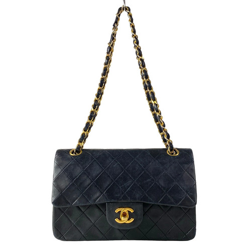 CHANEL Double Flap Matelasse A01113 Black Lambskin Shoulder Bag Gold hardware