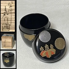 Maki-e Natsume by Kasho Chrysanthemum & Paulownia Design Wooden Tea Caddy