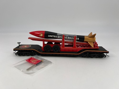 Bachmann / Hawthorne Village HO U.S Marines Flat Car w/ Missile L/N